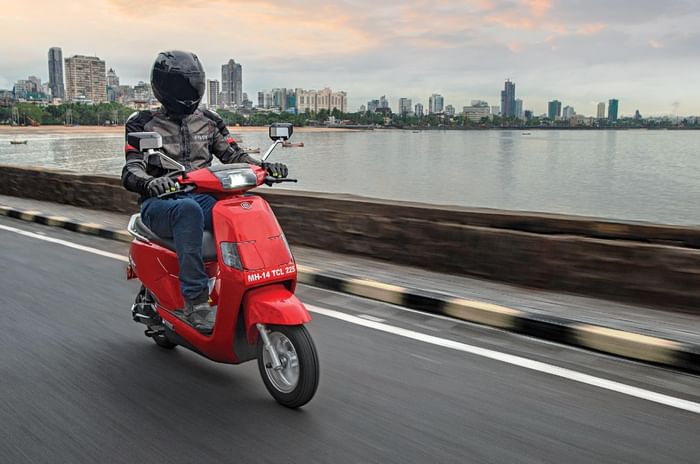 BGauss B8 review, test ride BGauss B8 review, test ride
