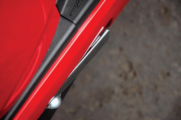 BGauss B8 review, test ride BGauss B8 review, test ride