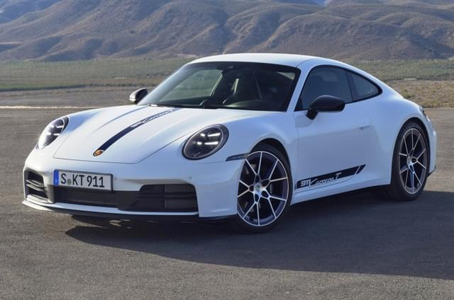 Porsche 911 Carrera T facelift revealed in coupe and conv...