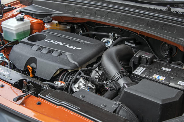 Open Bonnet Engine Shot Image - 14886